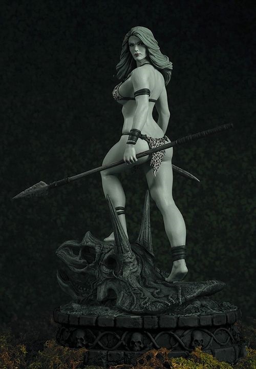 Dynamite Jungle Girl Black & White Frank Cho Statue